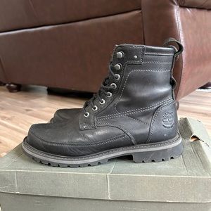 Men’s Timberland boots, size 8